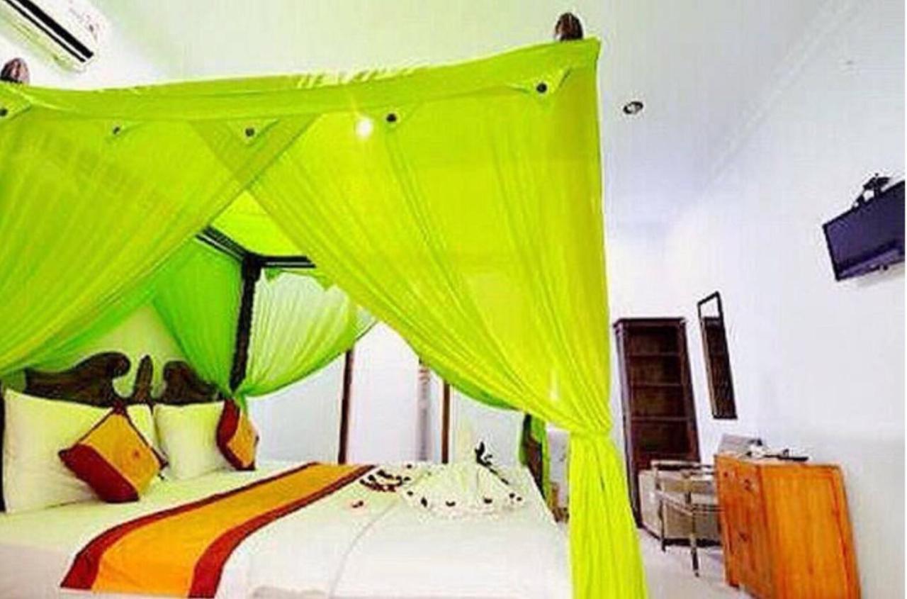 Tukad White House 3*