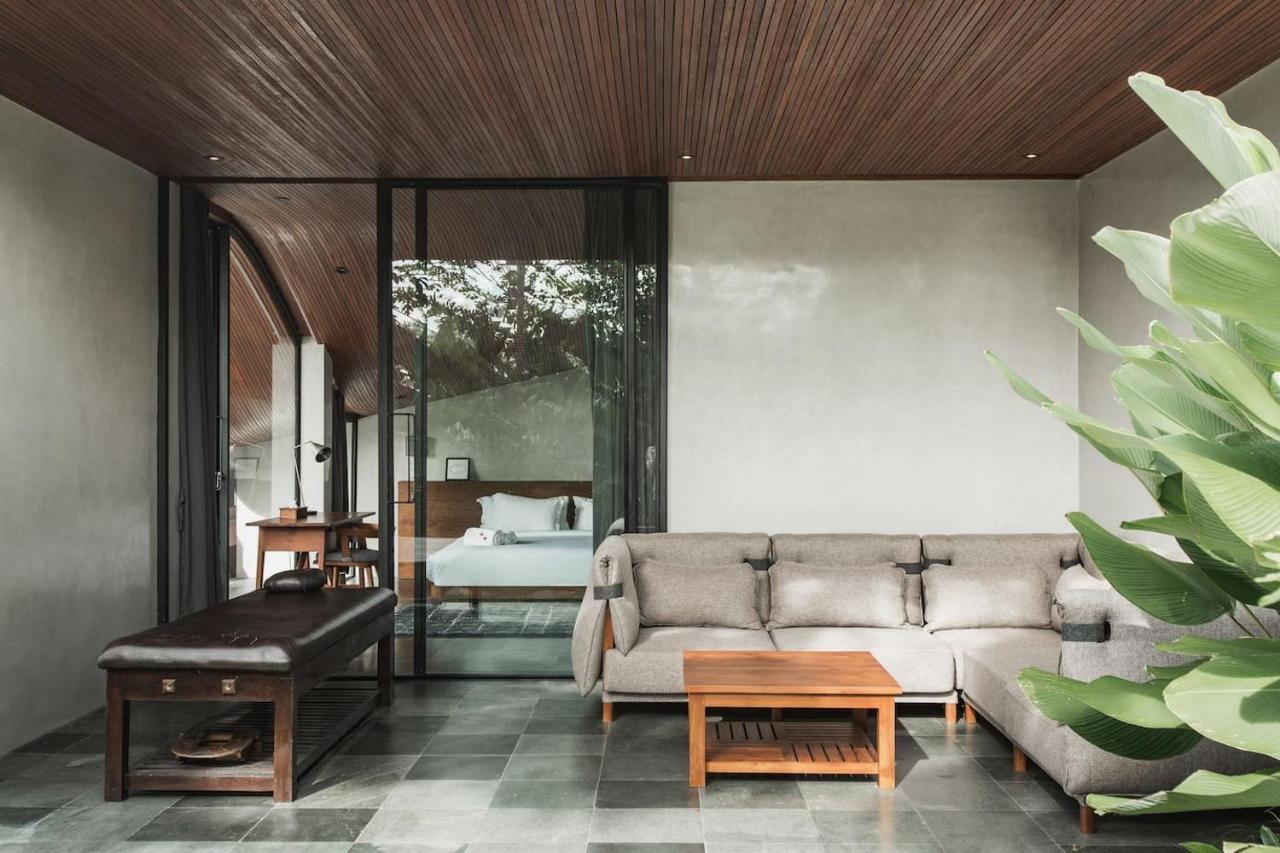 The Flow House *