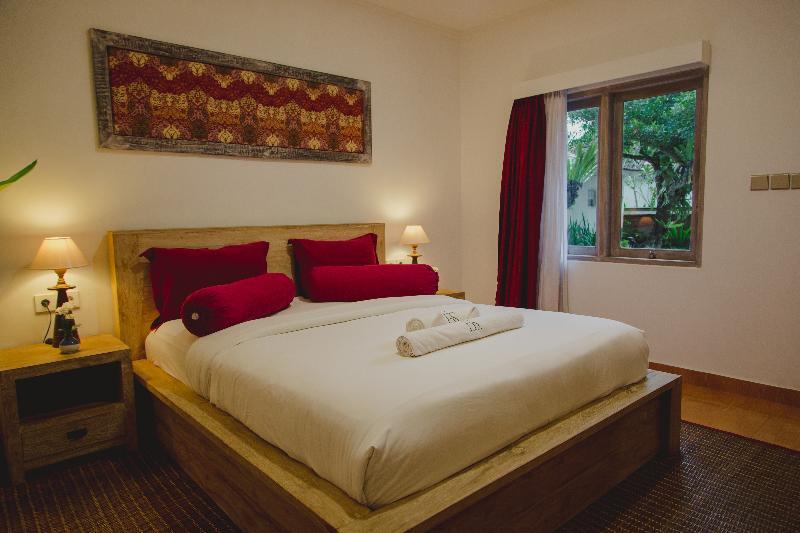 Hotel B Saya