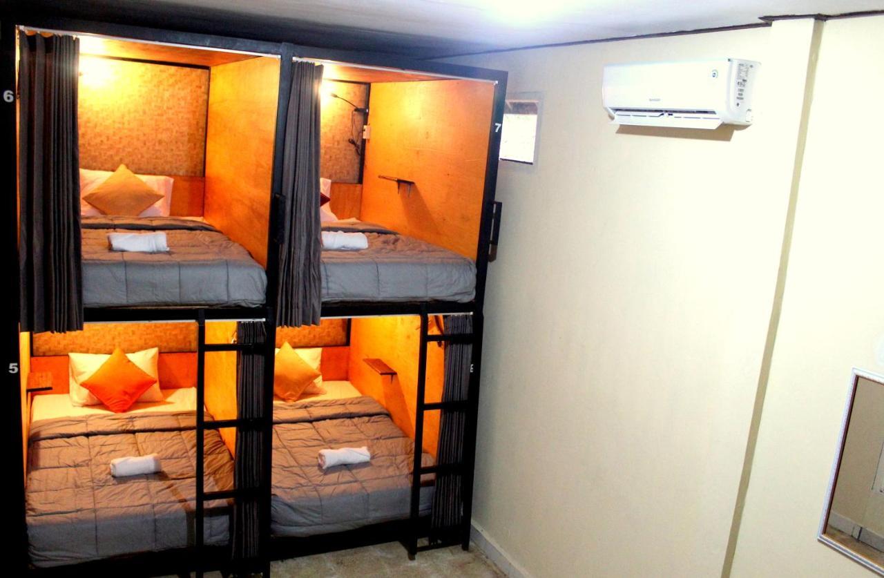 Yasa Backpackers House Hostel