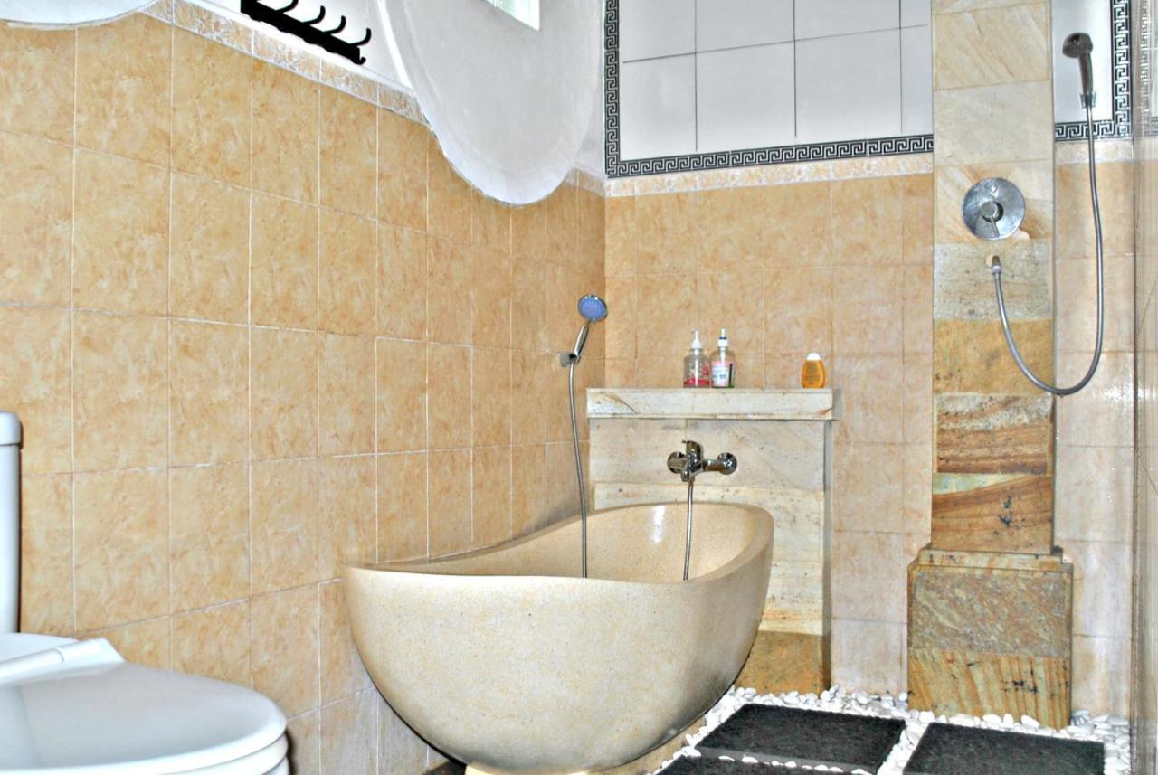 Privatunterkunft Rumah Roda *