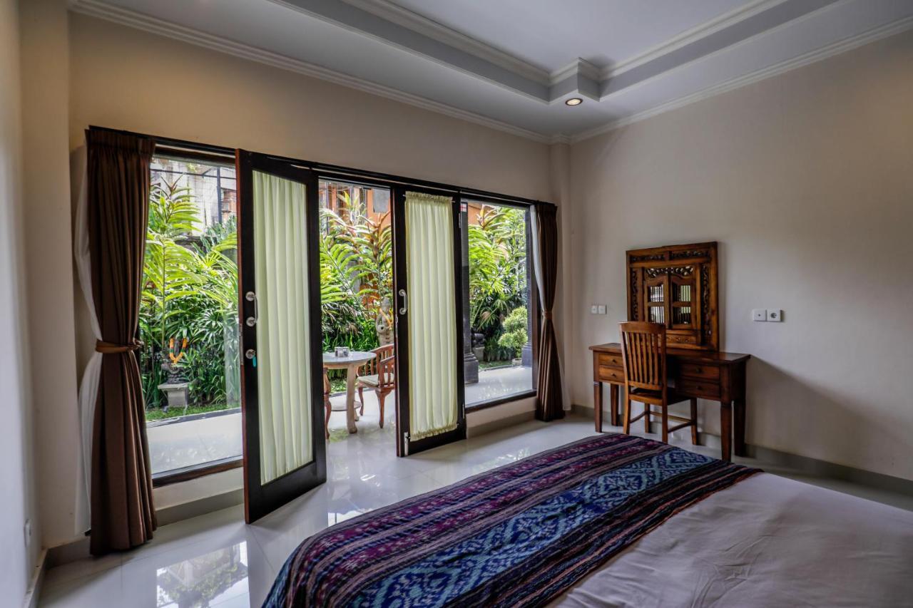 Warji House 1 Centre