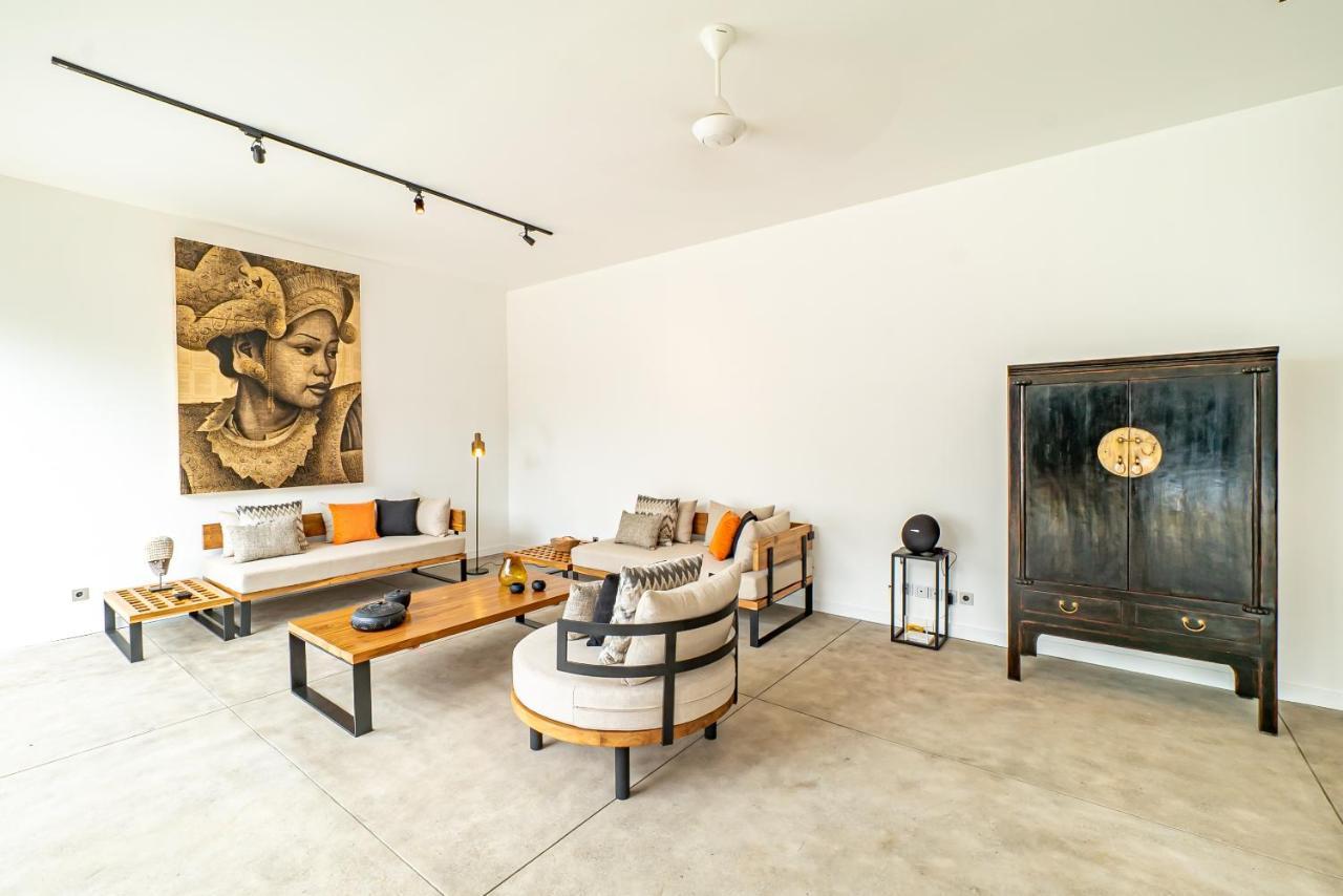 Rouge - Loft Dimanisa Villa *