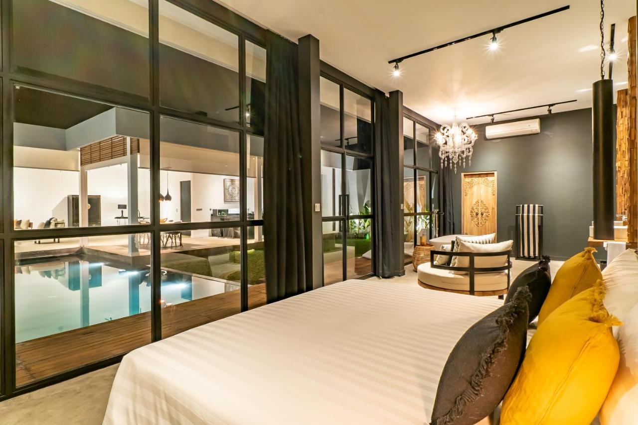 Rouge - Loft Dimanisa Villa *