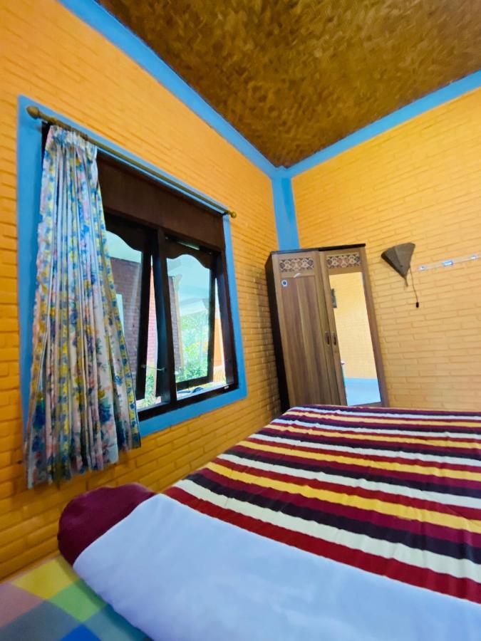 Warsi Bungalows 3*